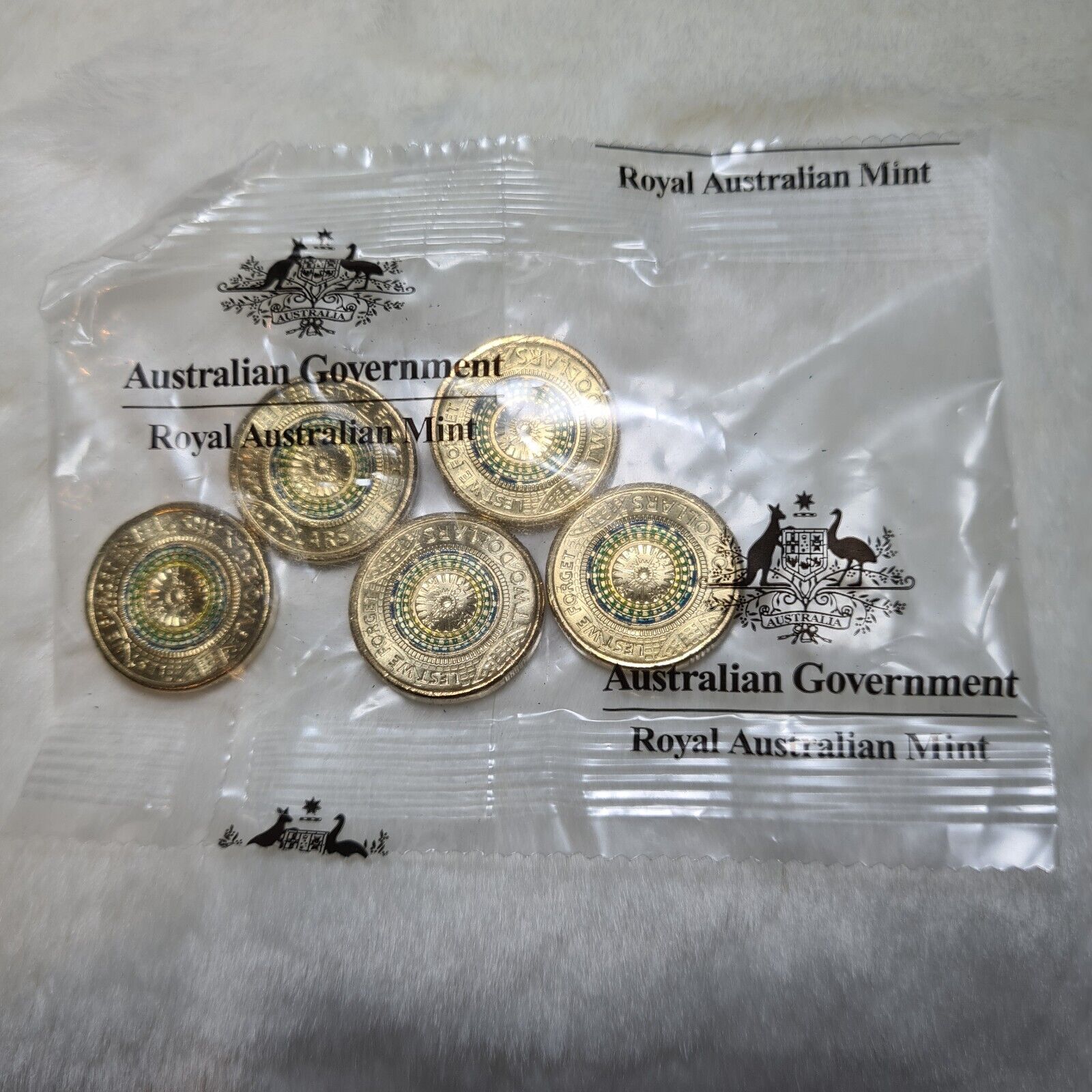 UNC 2017 $2 Mosaic Lest We Forget RAM BAG ANZAC Two Dollar Coloured (5 COINS)