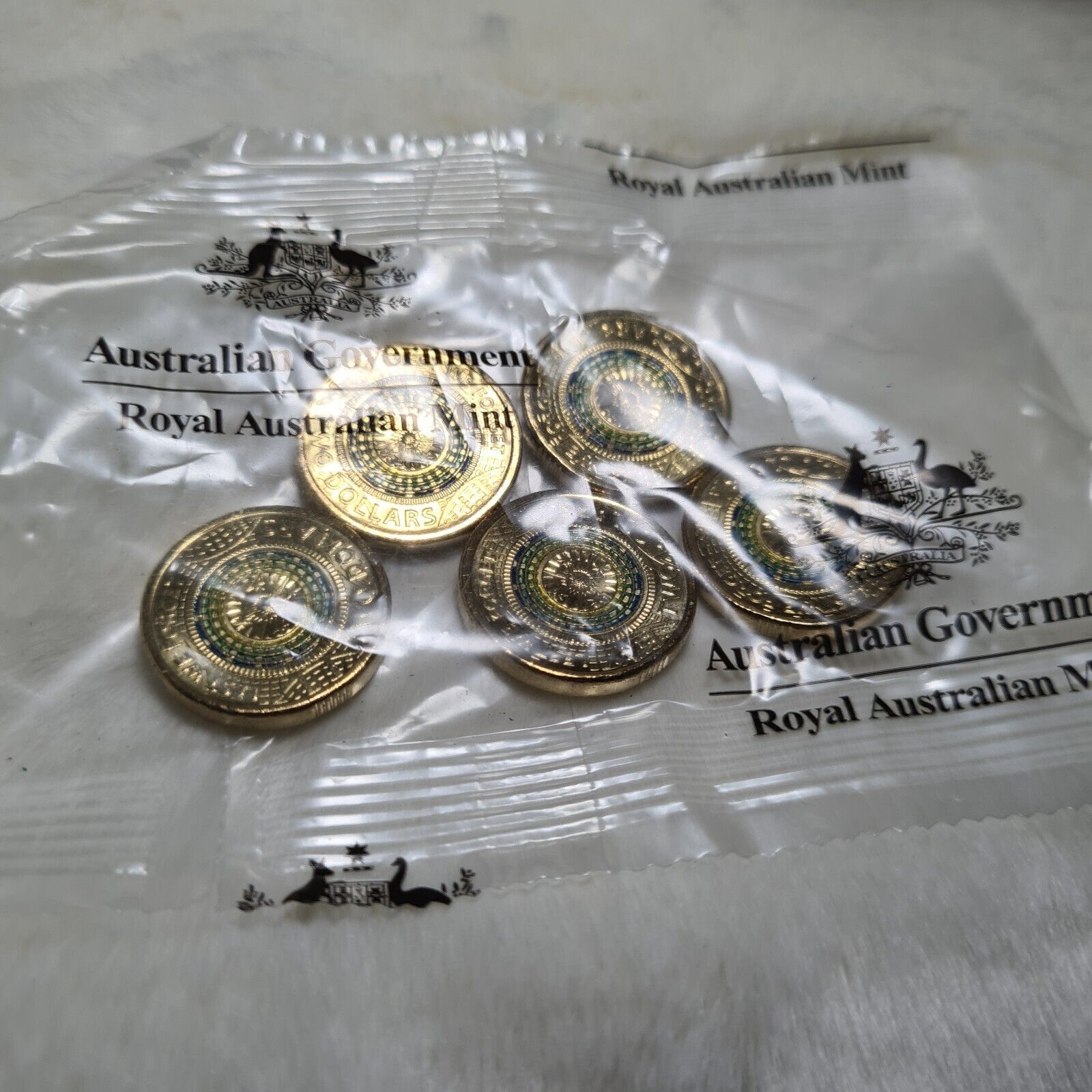 UNC 2017 $2 Mosaic Lest We Forget RAM BAG ANZAC Two Dollar Coloured (5 COINS)